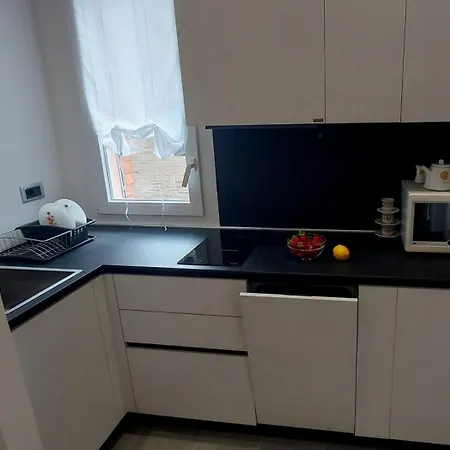 Unangolodibologna Appartamento Bologna